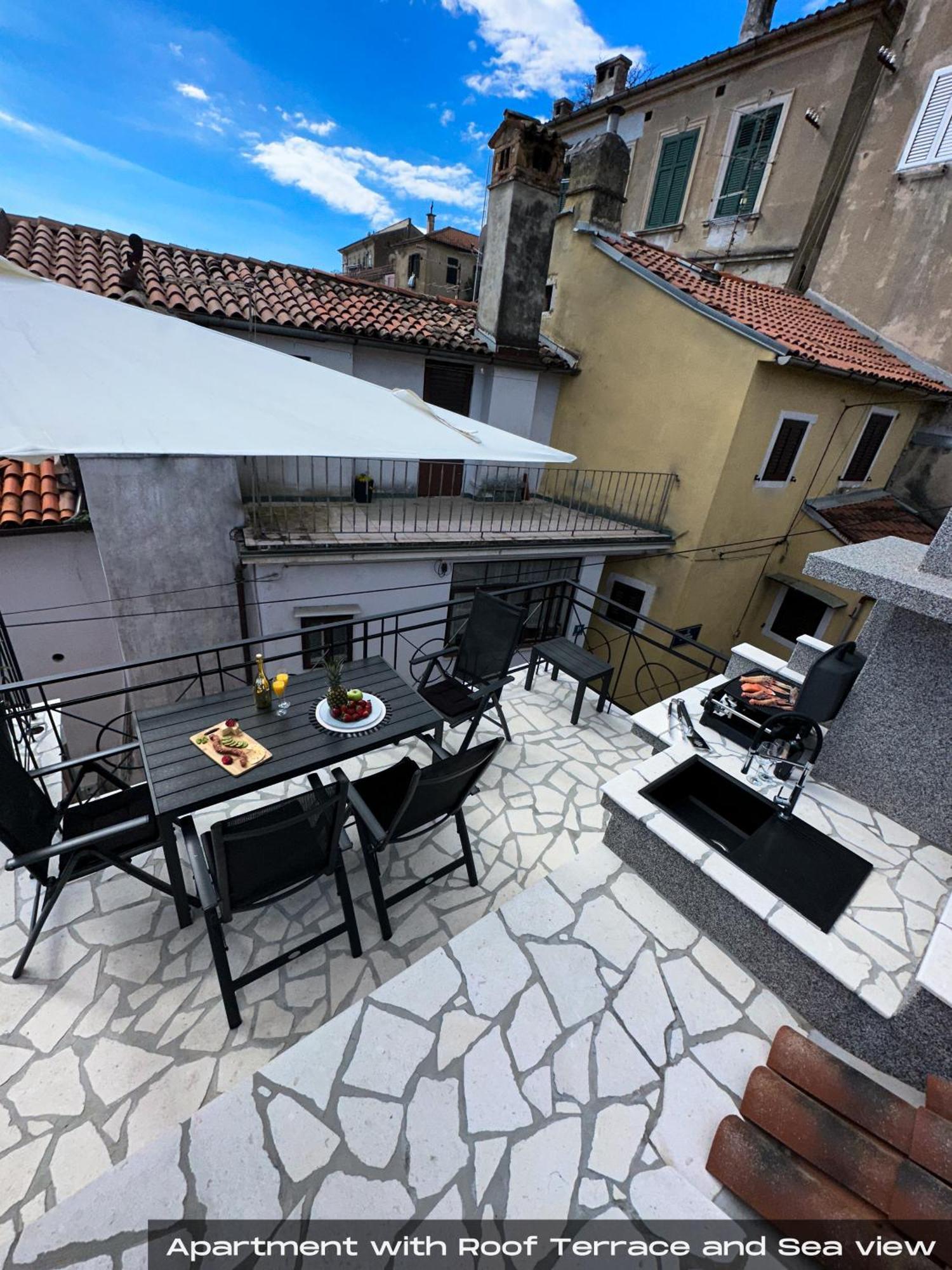 Villa Volos With Roof Terrace, Sea View, Free Private Parking โอปาติยา ภายนอก รูปภาพ